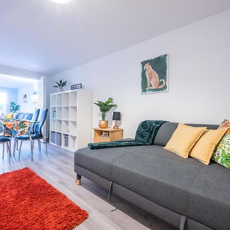 Millennium View By Ty Sa Apartment Cardiff Bagian luar foto